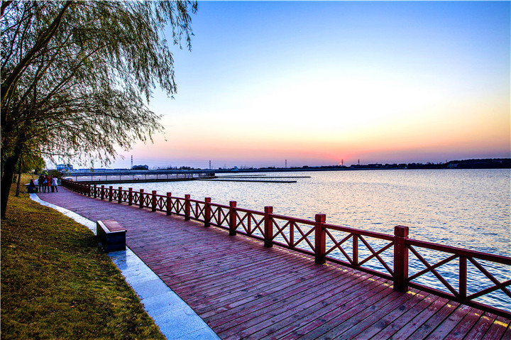 周边风景-凤凰湖2.jpg