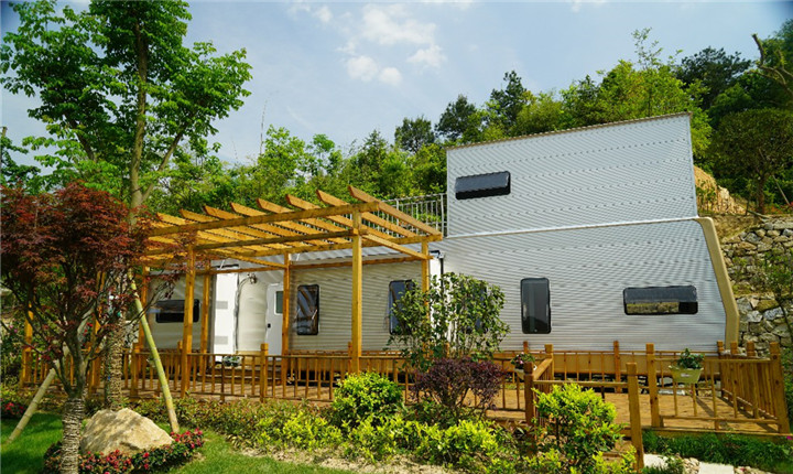 复式房车（3大床+1棋牌）