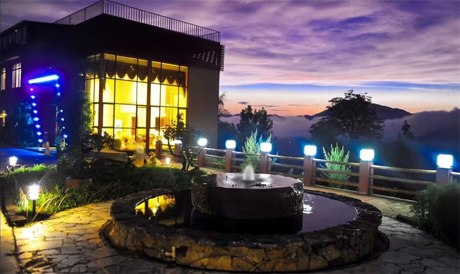 住云畔客栈，漫步于茶山，尽享“天然氧吧”，超长有限期！