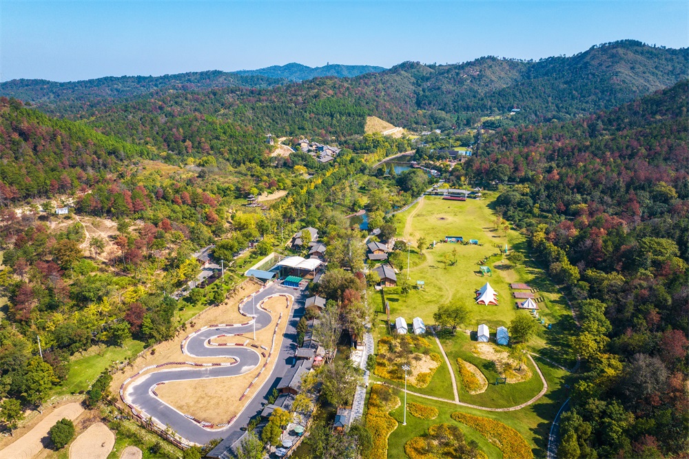 康养包吃住特惠/¥288元/人住野村谷雅舍酒店，含一早三正餐+景区大门票+ktv+麻将 