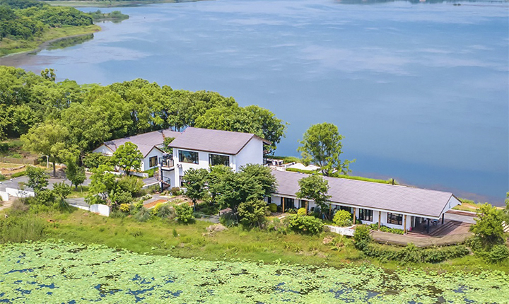 春节不加价/住江夏湖湾樾舍，享远离闹市，三面临湖之私密环境，休闲度假