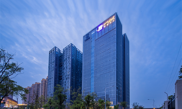 人均199元玩转花博汇、武汉野生动物园、九真山、金龙水寨，住武汉维景酒店！