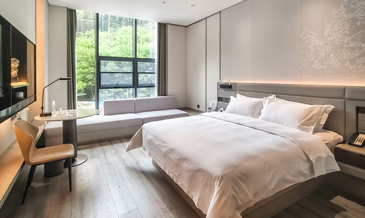 ¥2299享保康尧治河四房别墅，打卡尧帝神峡、老龙宫等景区，参观中国幸福村，惬意度假