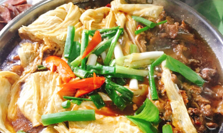 半山腰农家饭庄 