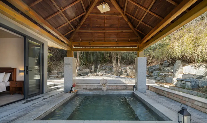 枫叶山庄6号（大床+温泉票+私汤+早餐）