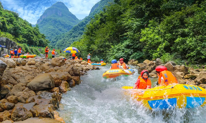 华中最狂野的横鼎漂流 远安国际大酒店主楼住宿1间1晚 双人早餐