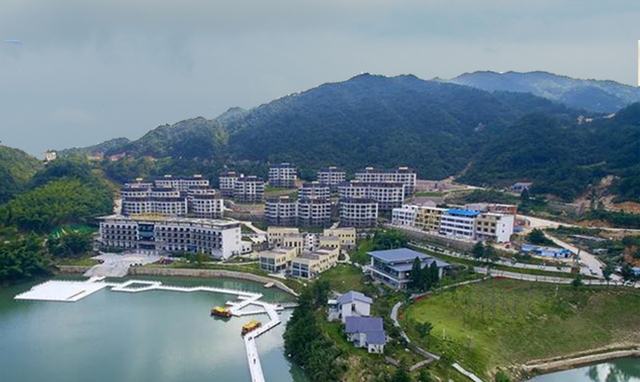 蕲春云丹山度假小镇
